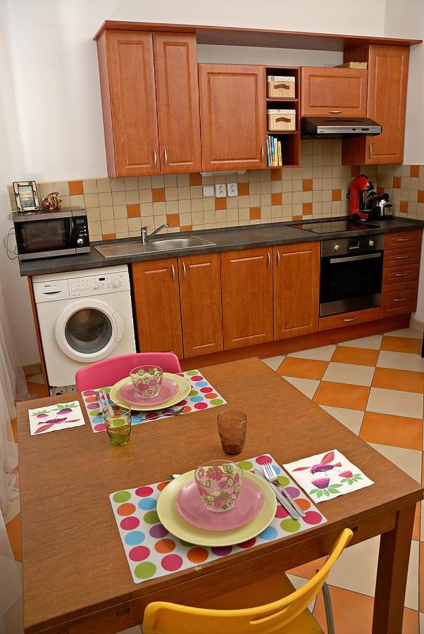Just Be That's Enough!! Appartement